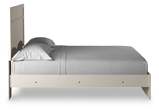 Stelsie  Panel Bed